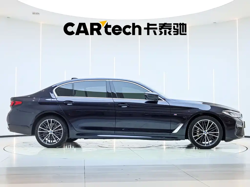 BMW BMW 5 Series 2022 - thumbnail 6