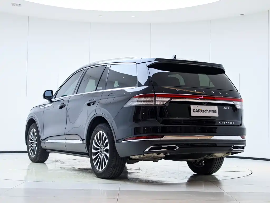 Lincoln Lincoln Aviator 2023 3.0T V6 AWD Respectful Elegance Cruise Edition 6-Seater 2024 - thumbnail 6