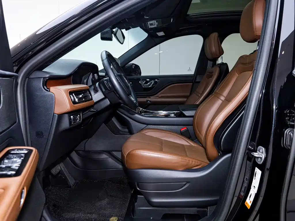 Lincoln Lincoln Aviator 2023 3.0T V6 AWD Respectful Elegance Cruise Edition 6-Seater 2024 - thumbnail 24