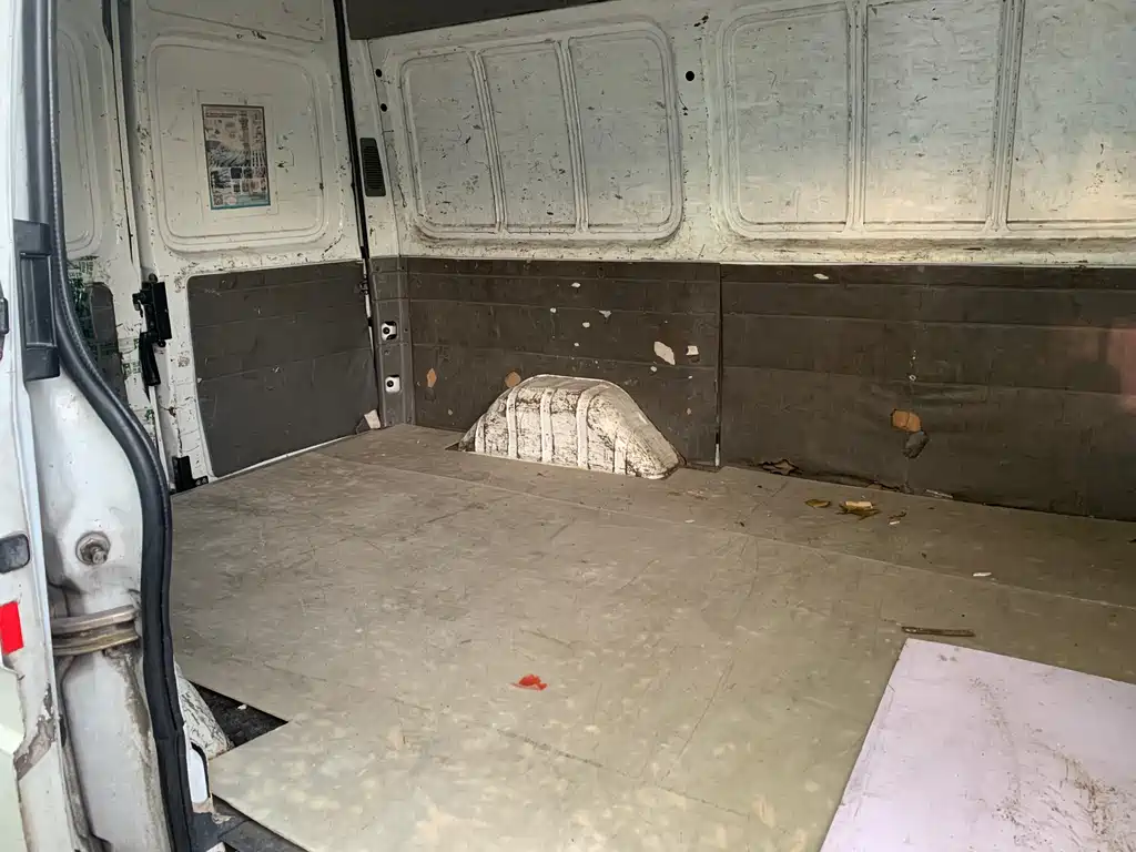 Ford Classic Transit 2016 2.8T Diesel Van Short Wheelbase 3 Seats Medium Roof Long Body JX493ZLQ4 2016 - thumbnail 6