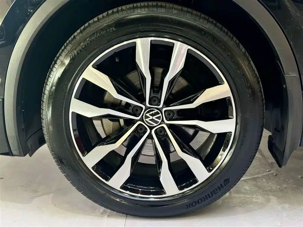 Volkswagen Volkswagen Tiguan L 2021 330TSI Automatic FWD R-Line Yuexiang Edition 2021 - thumbnail 11