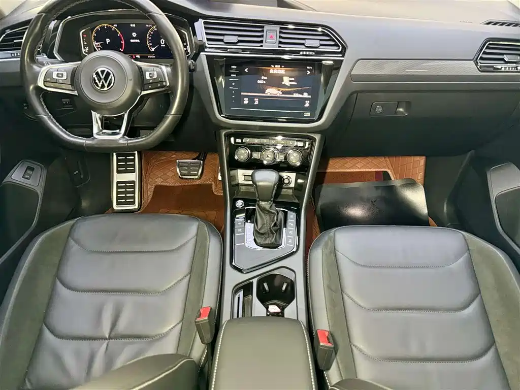 Volkswagen Volkswagen Tiguan L 2021 330TSI Automatic FWD R-Line Yuexiang Edition 2021 - thumbnail 13