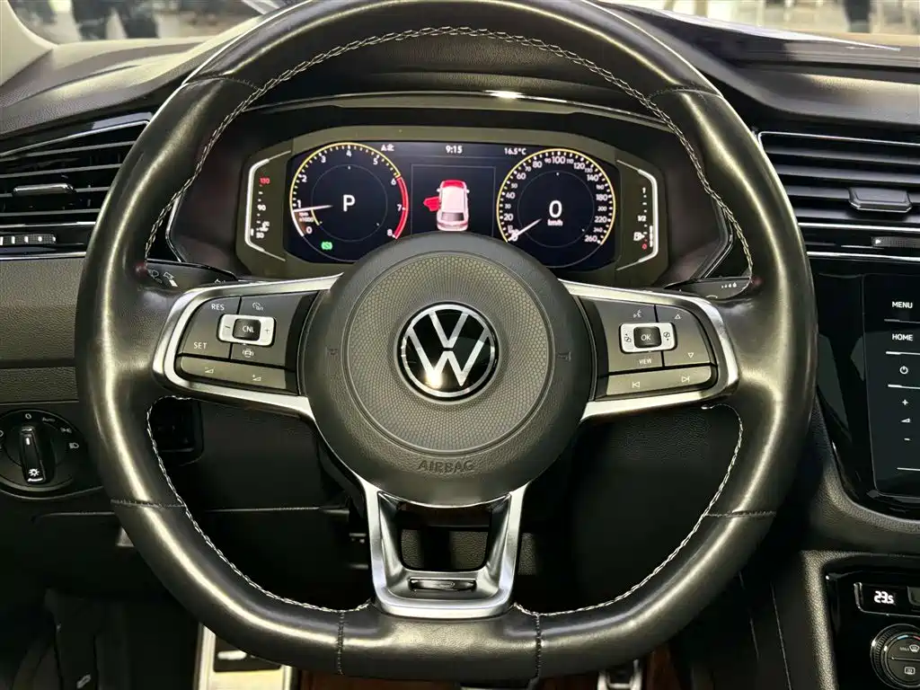 Volkswagen Volkswagen Tiguan L 2021 330TSI Automatic FWD R-Line Yuexiang Edition 2021 - thumbnail 14