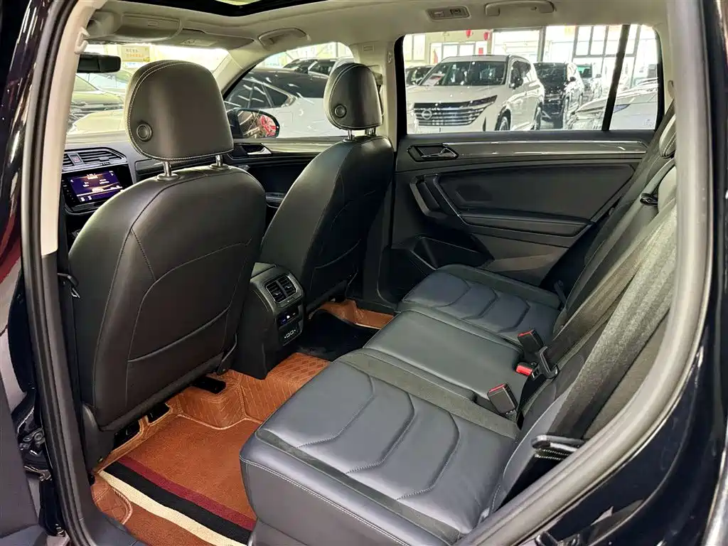Volkswagen Volkswagen Tiguan L 2021 330TSI Automatic FWD R-Line Yuexiang Edition 2021 - thumbnail 27