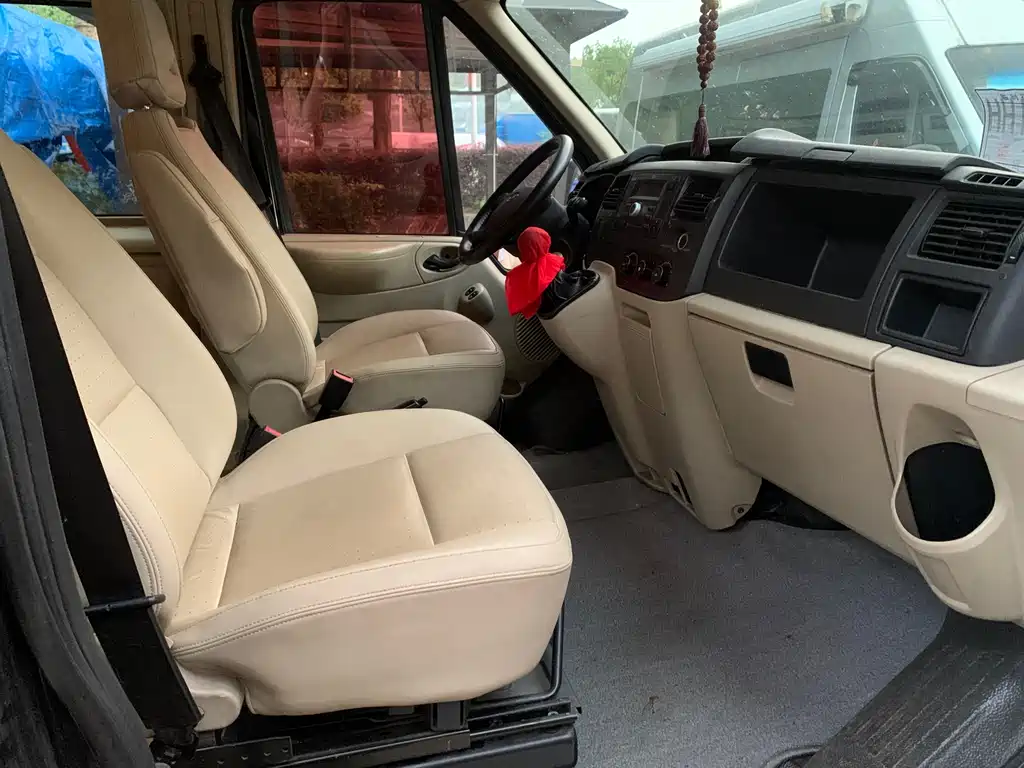 Ford Ford Transit 2016 2.2T LWB 15-seat Mid-roof Luxury 2018 - thumbnail 5