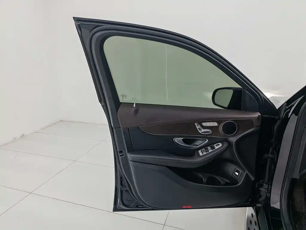 Mercedes-Benz Mercedes-Benz GLC 2021 GLC 260 L 4MATIC Dynamic 2021 - thumbnail 16
