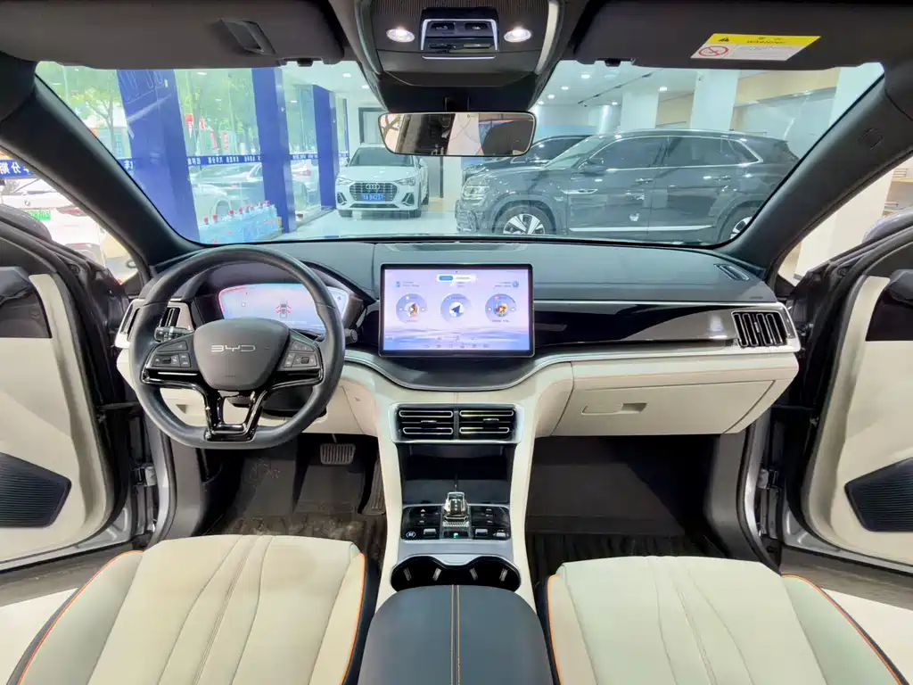 BYD BYD Song Plus EV 520km Luxury 2024 - thumbnail 5