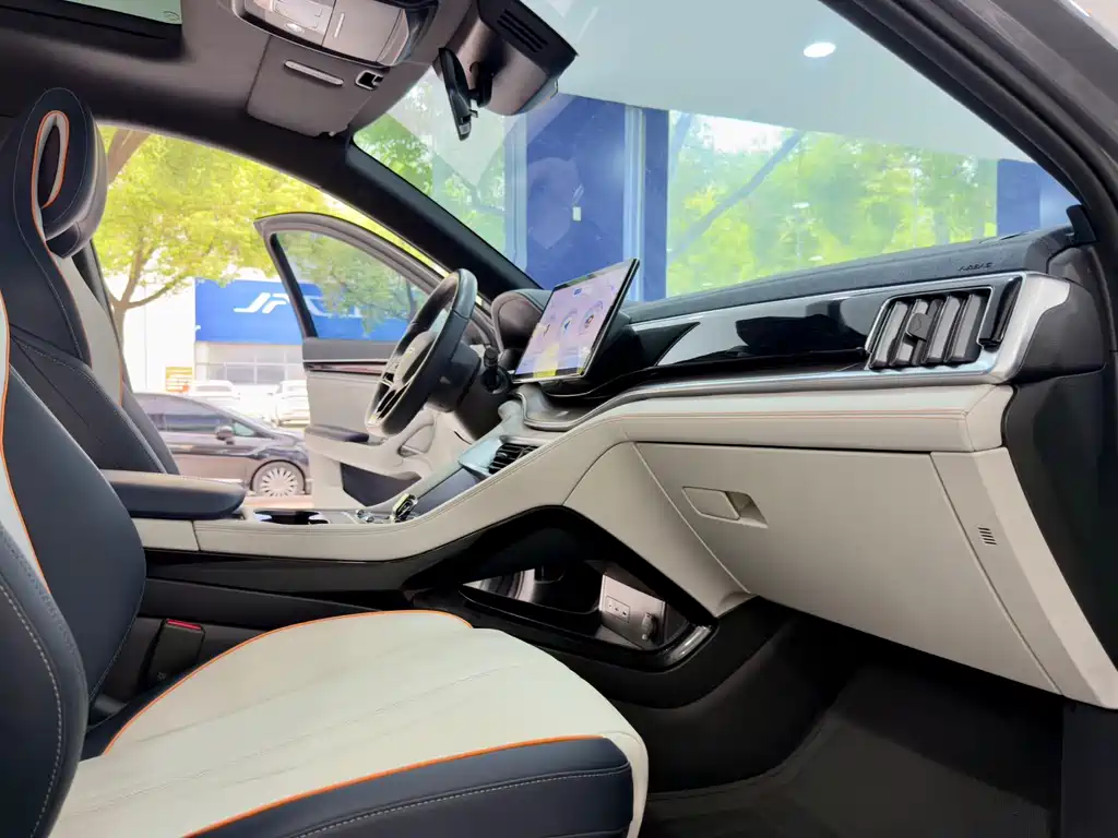 BYD BYD Song Plus EV 520km Luxury 2024 - thumbnail 12