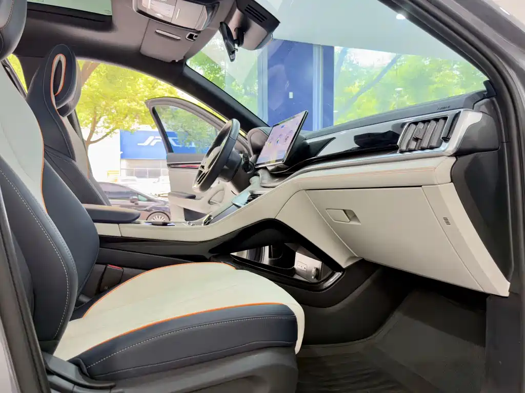 BYD BYD Song Plus EV 520km Luxury 2024 - thumbnail 13
