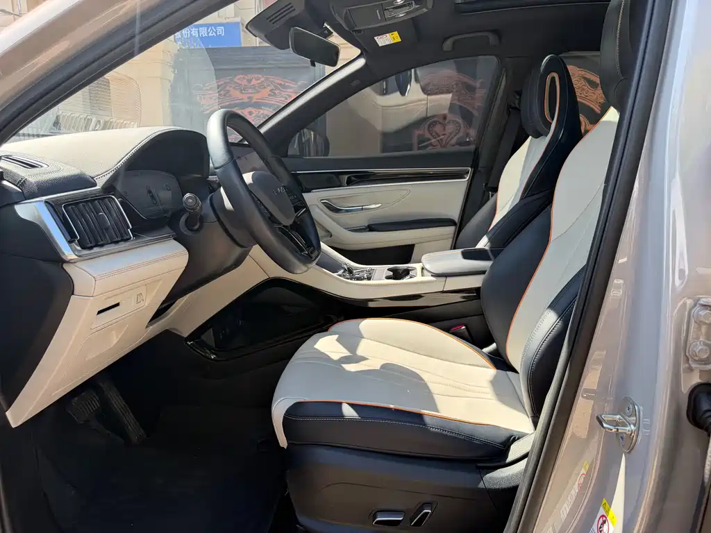 BYD BYD Song PLUS EV 520km Honor Edition Luxury 2024 - thumbnail 4