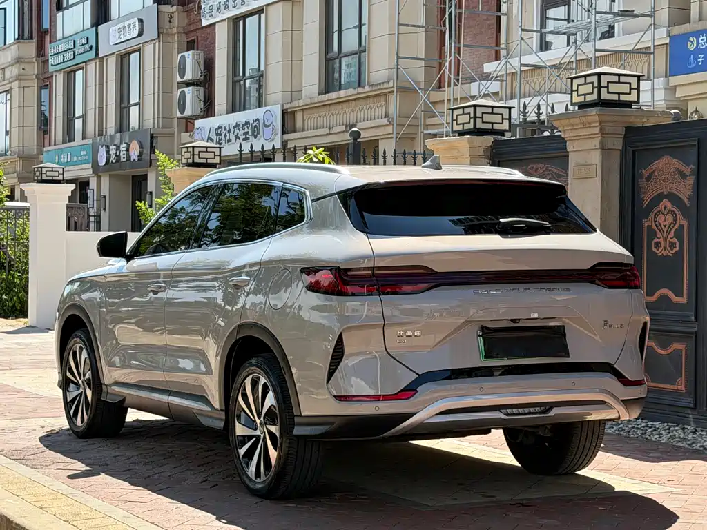 BYD BYD Song PLUS EV 520km Honor Edition Luxury 2024 - thumbnail 9