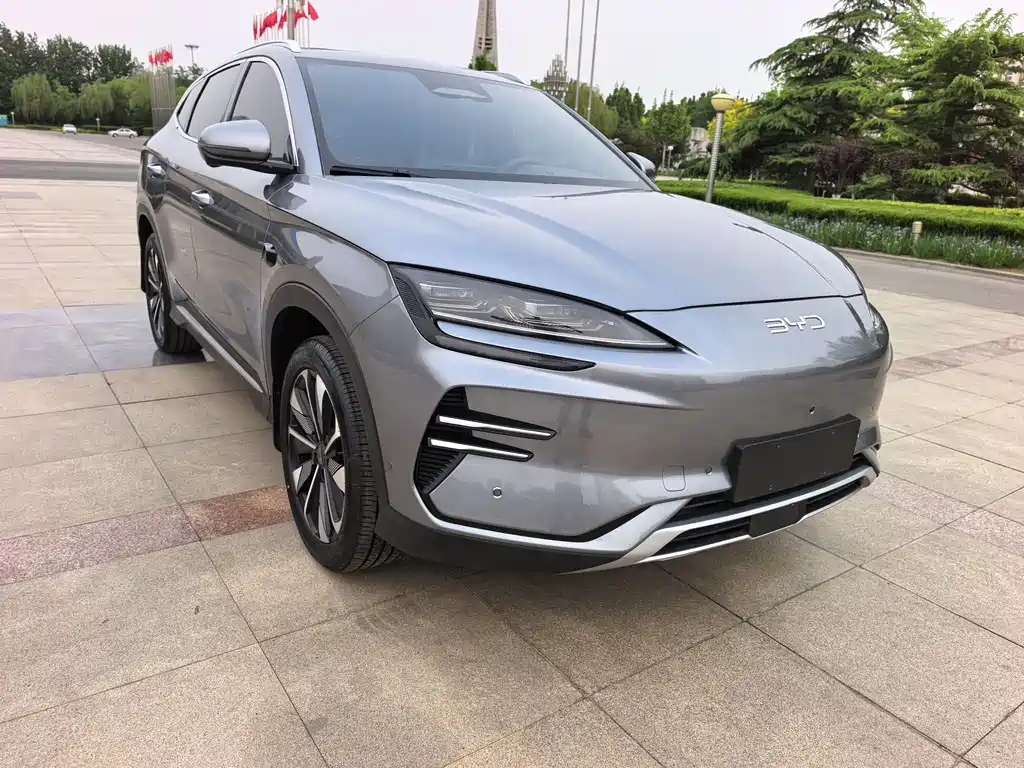 BYD BYD Song PLUS 2025 EV 520km Luxury Edition 2025 - thumbnail 2