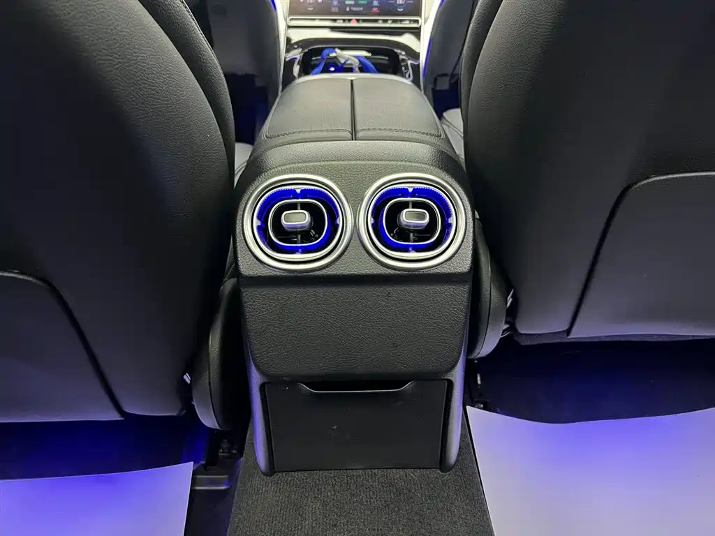 Mercedes-Benz Mercedes-Benz C-Class 2023 Facelift C 260 L Sport 2023 - thumbnail 22