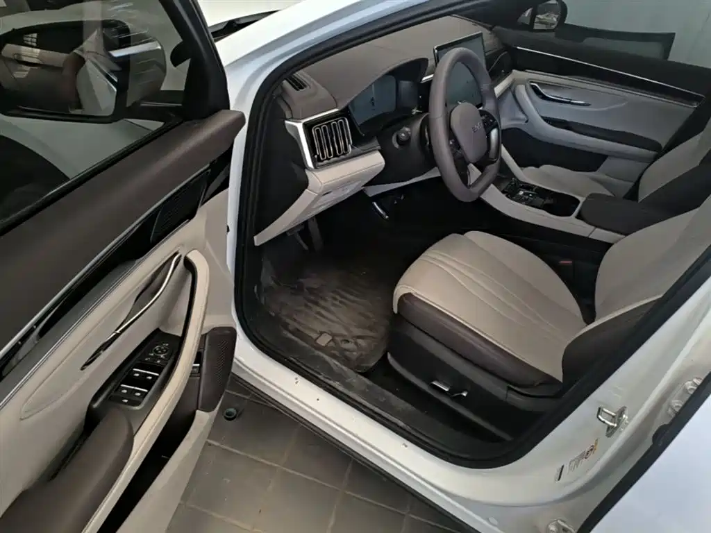 BYD Song PLUS EV 520km Premium 2025 - thumbnail 16