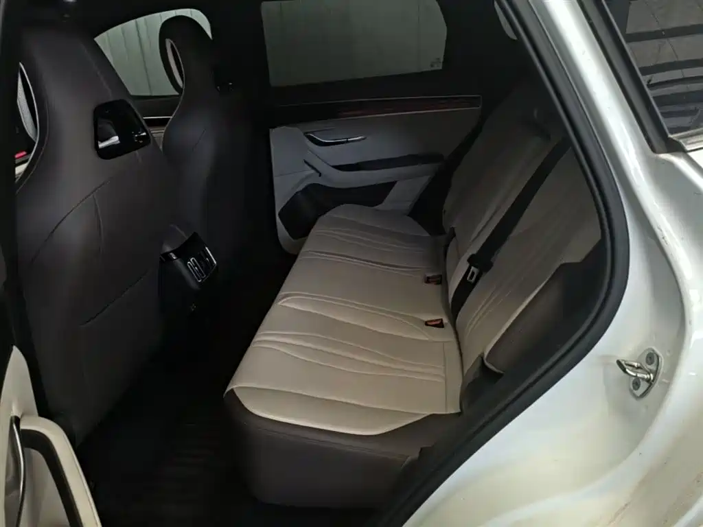 BYD Song PLUS EV 520km Premium 2025 - thumbnail 17