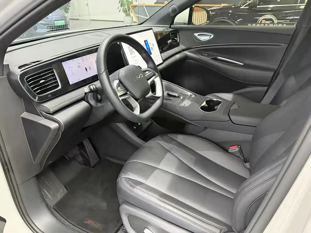 BYD Haishi 06 2025 EV 520 Navigator Edition 2025 - thumbnail 5