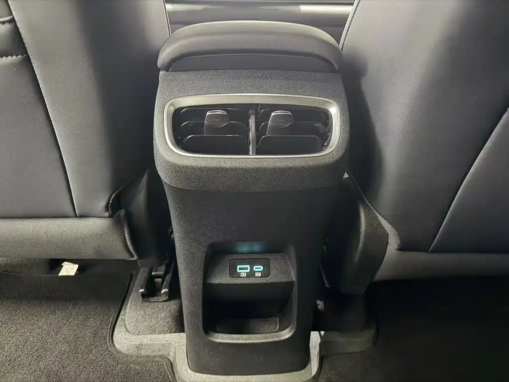 BYD Haishi 06 2025 EV 520 Navigator Edition 2025 - thumbnail 8