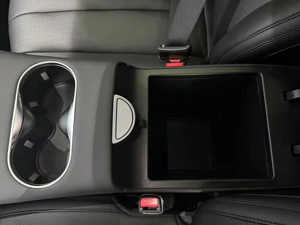 BYD Haishi 06 2025 EV 520 Navigator Edition 2025 - thumbnail 9