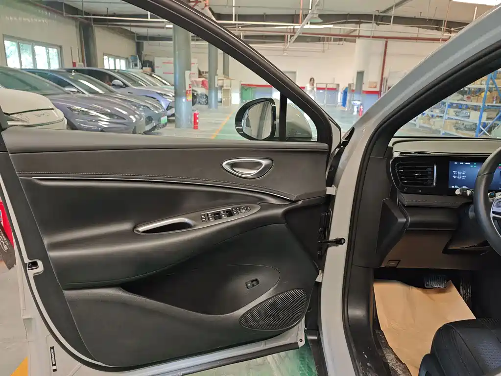 BYD Sea Lion 06 2025 EV 520 Navigator Edition 2025 - thumbnail 4