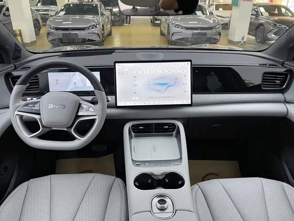 BYD Sea Lion 06 EV 605 Navigator Plus 2025 - thumbnail 6