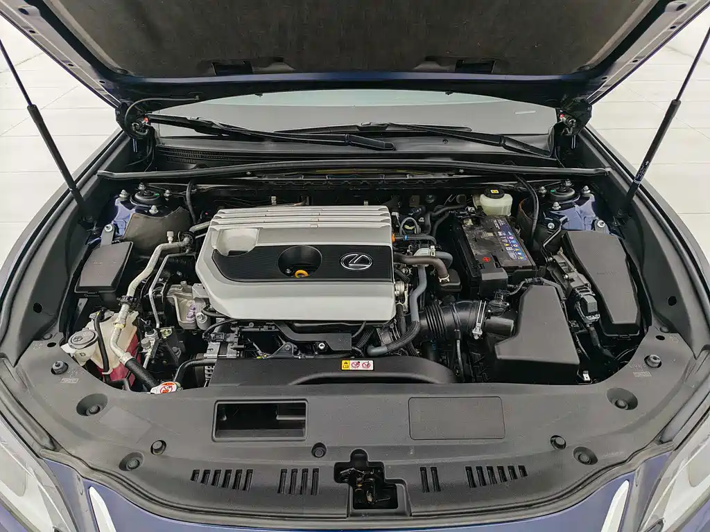 Lexus Lexus ES 2021 200 Excellence Edition 2022 - thumbnail 6