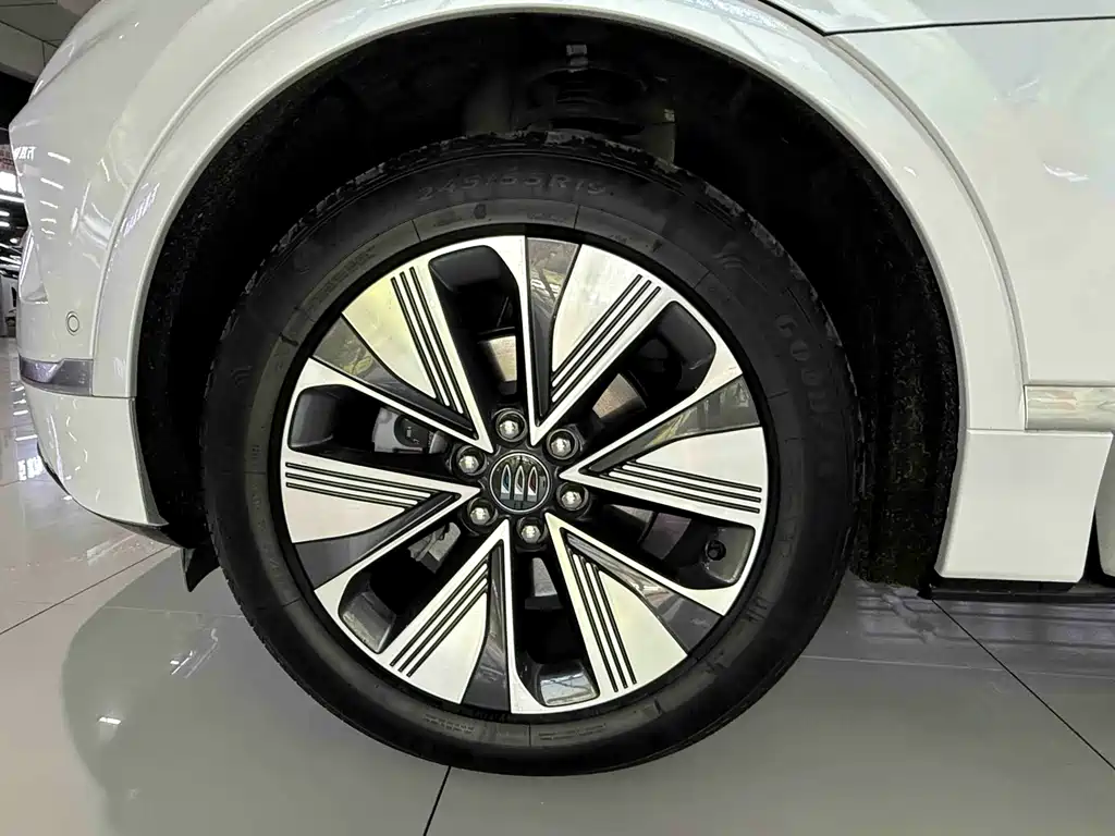 Buick Buick E5 620KM 2025 - thumbnail 16