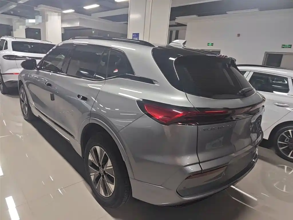 Buick Buick E5 2023 Pioneer Edition 2024 - thumbnail 5