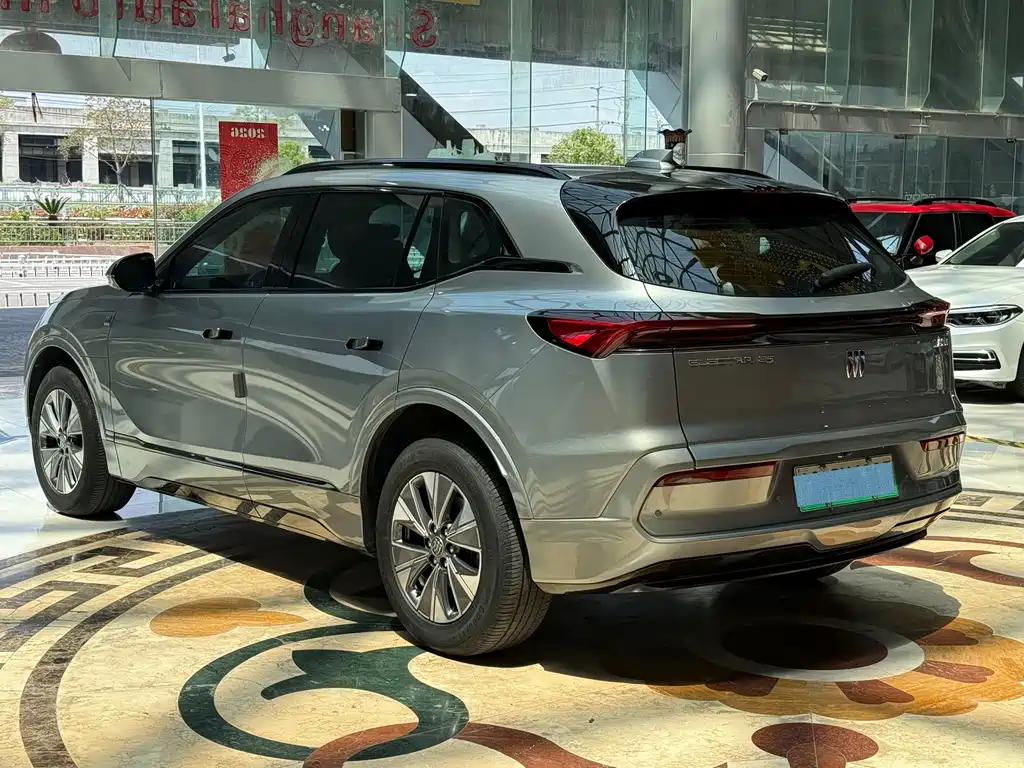 Buick Buick E5 2023 Standard Range Edition 2023 - thumbnail 3