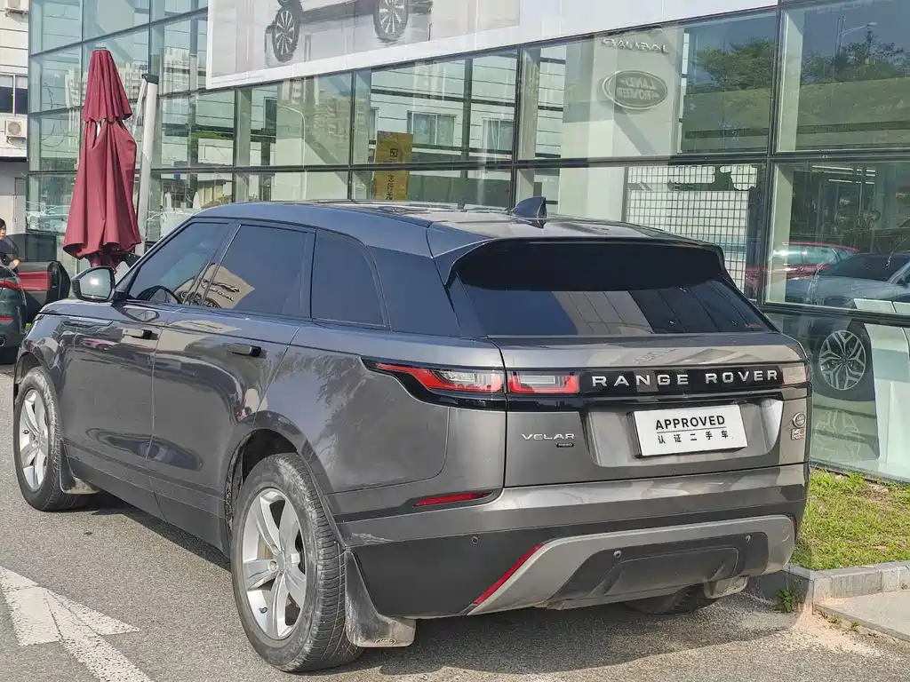 Land Rover Range Rover Velar 2019 250PS 2019 - thumbnail 4