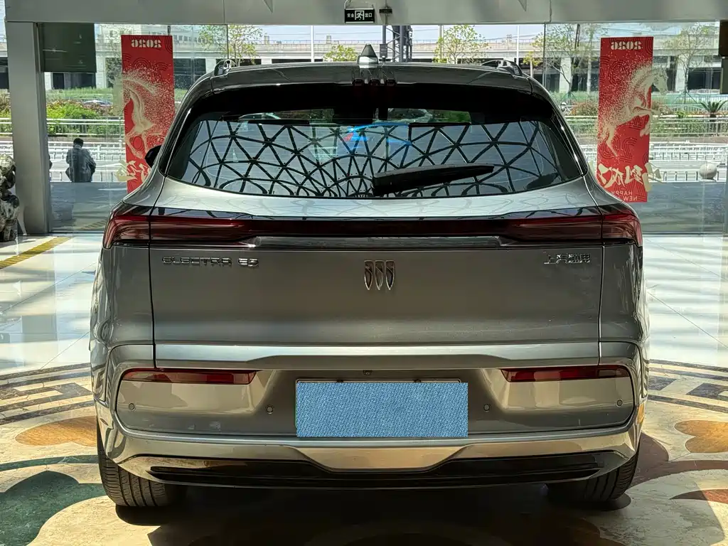 Buick Buick E5 2023 Standard Range Edition 2023 - thumbnail 4