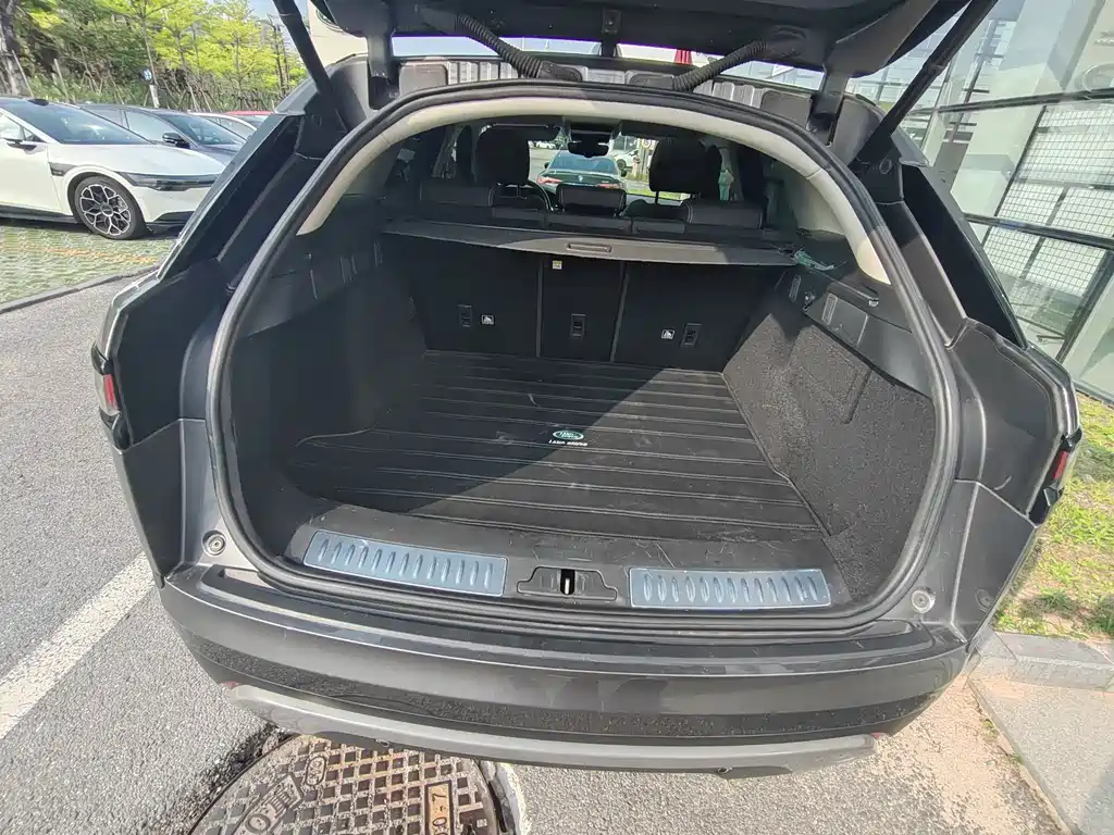 Land Rover Range Rover Velar 2019 250PS 2019 - thumbnail 14
