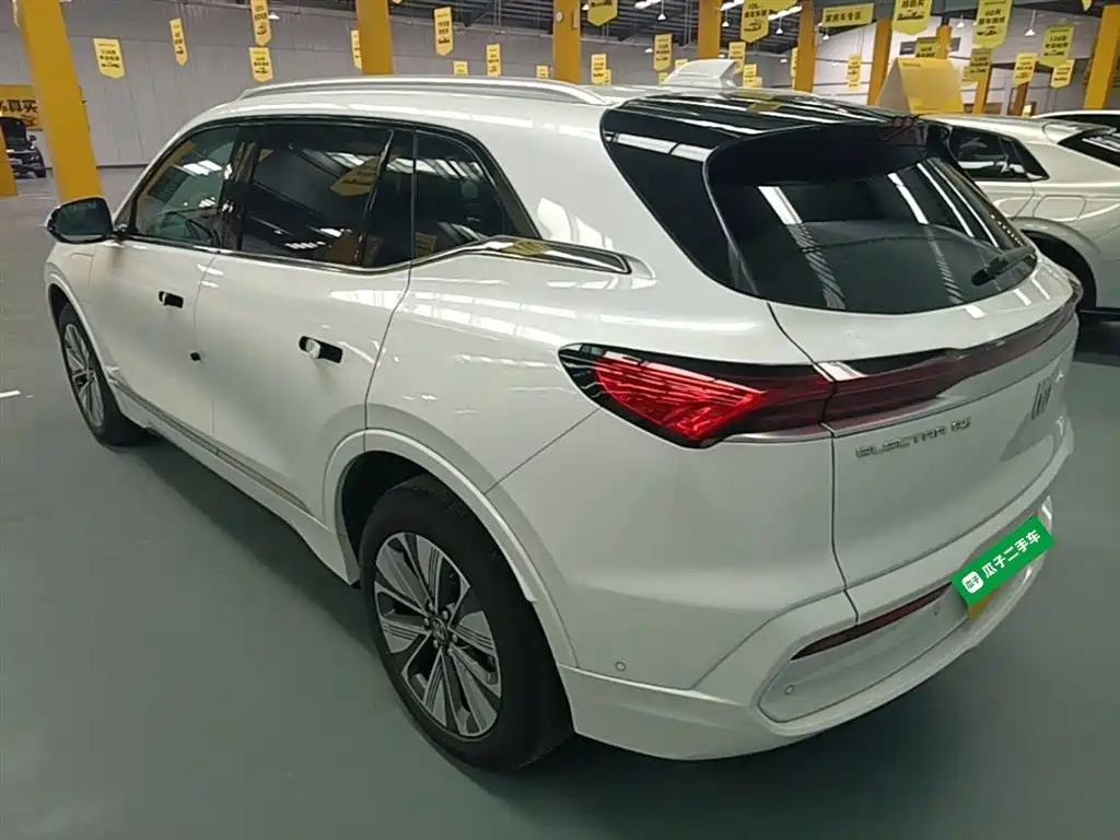 Buick Buick E5 2025 - thumbnail 5