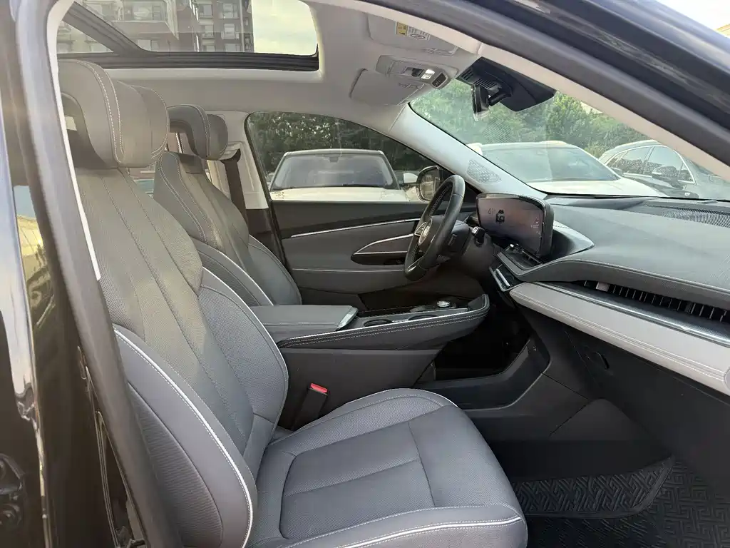 Buick Buick E5 2024 - thumbnail 10