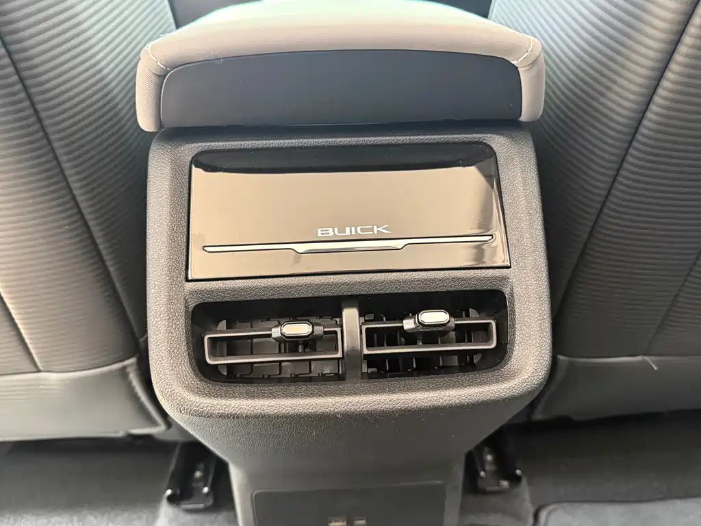 Buick Buick E5 2023 Standard Range Edition 2023 - thumbnail 16