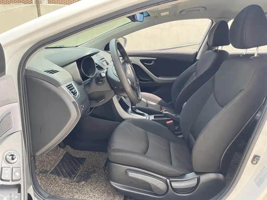 Hyundai 2016 Hyundai Elantra Langdong 1.6L Automatic Intelligent 2016 - thumbnail 8