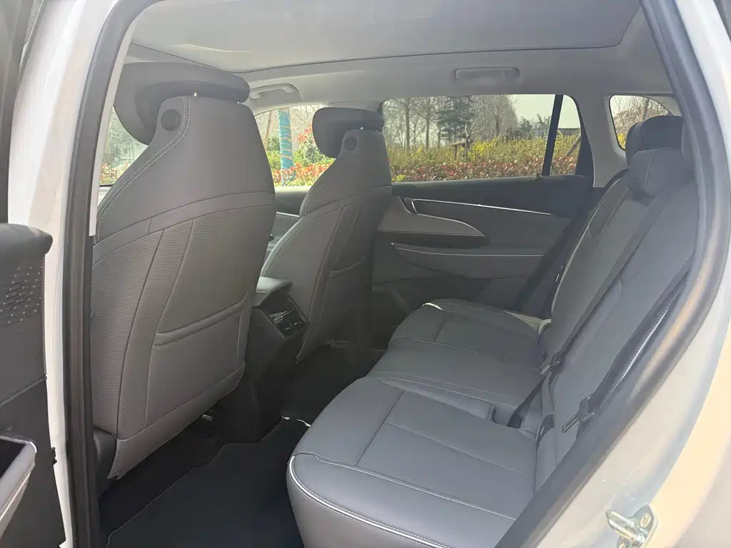 Buick Buick E5 2025 620KM Premium Edition 2025 - thumbnail 6