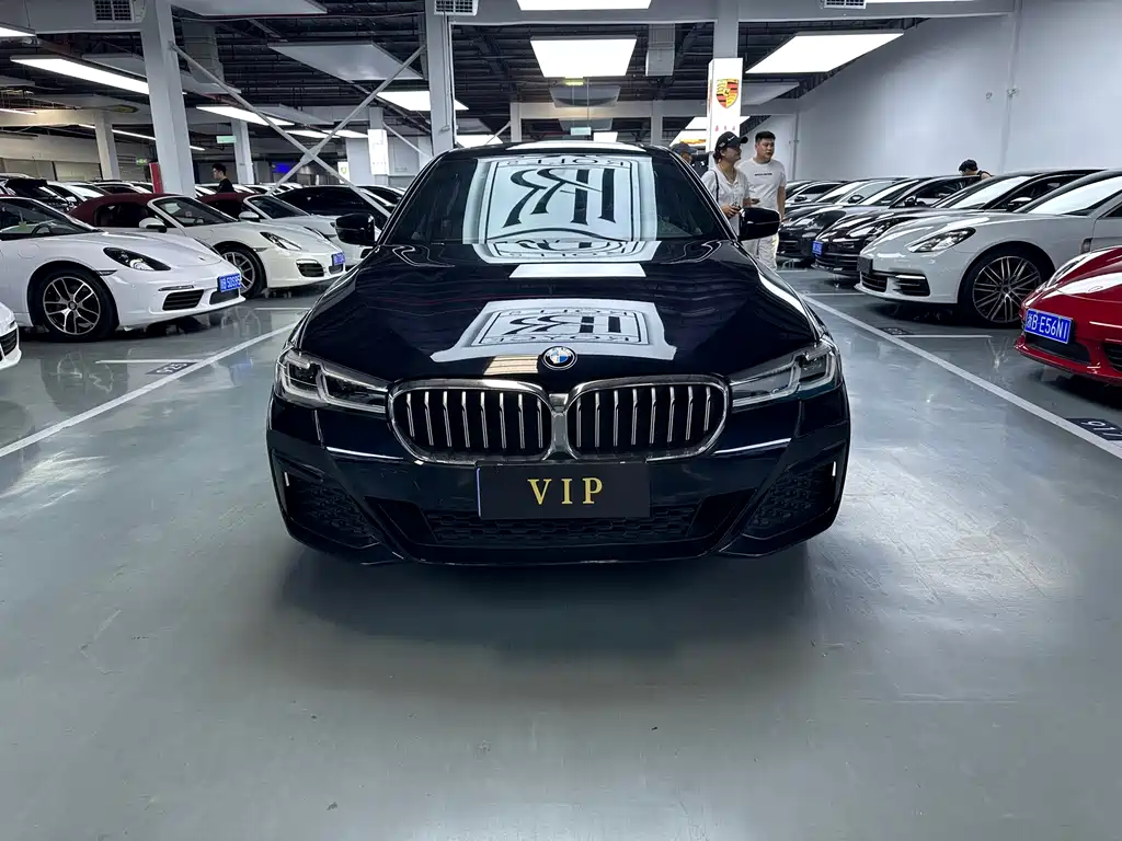 BMW BMW 5 Series 2022 Facelift II 525Li M Sport Package 2022 - thumbnail 2