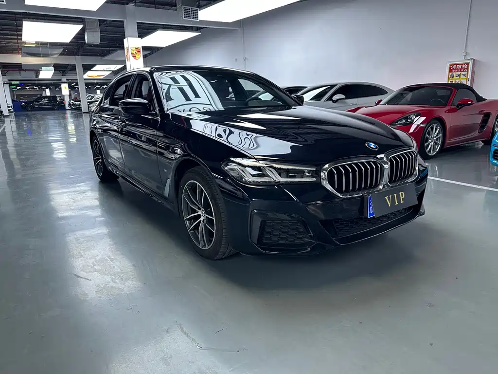 BMW BMW 5 Series 2022 Facelift II 525Li M Sport Package 2022 - thumbnail 3