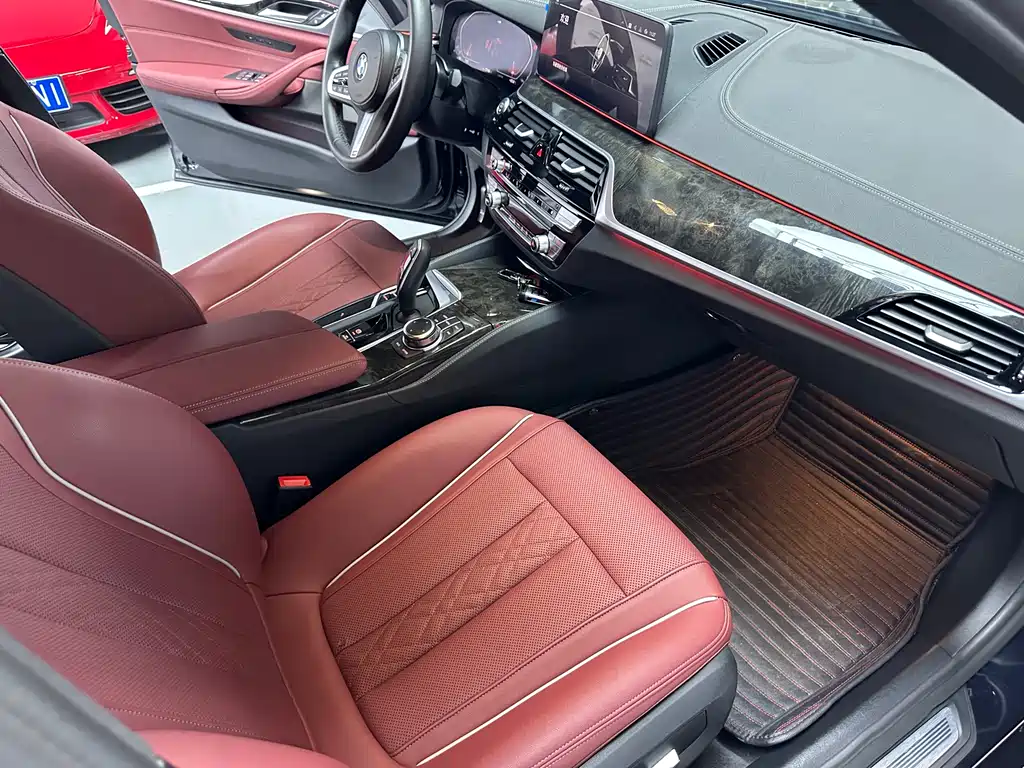 BMW BMW 5 Series 2022 Facelift II 525Li M Sport Package 2022 - thumbnail 9