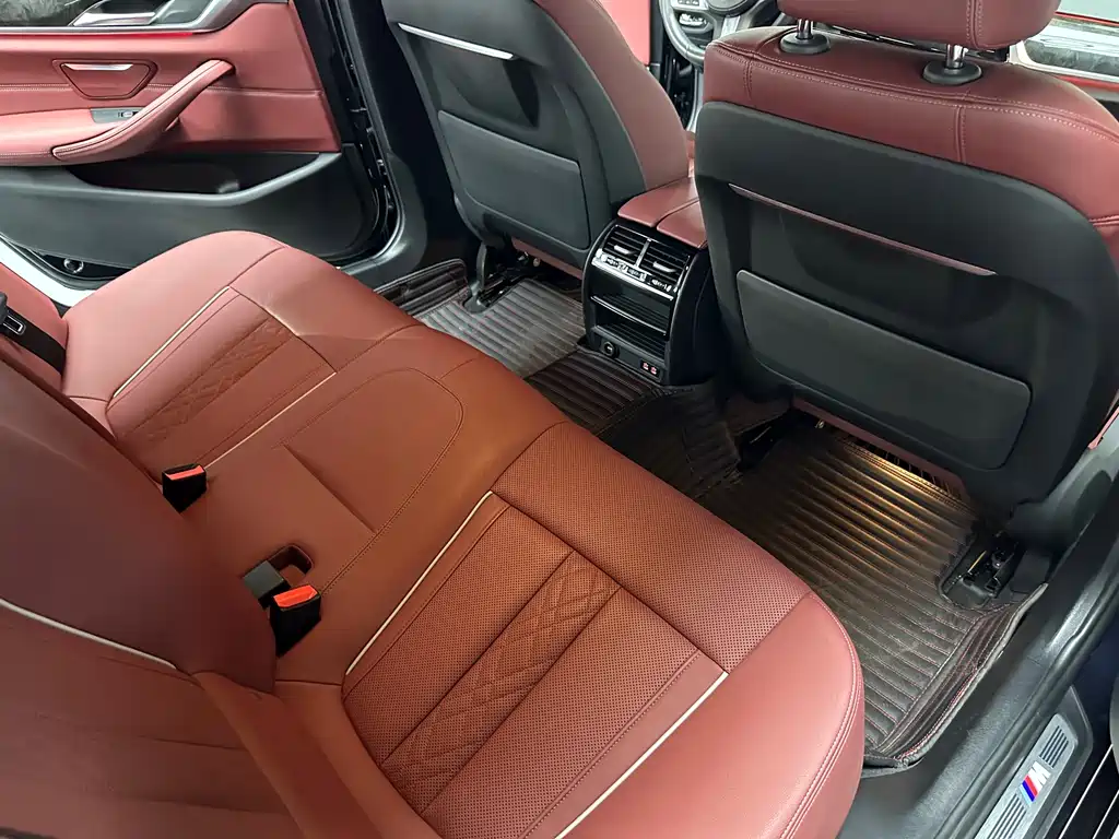 BMW BMW 5 Series 2022 Facelift II 525Li M Sport Package 2022 - thumbnail 10