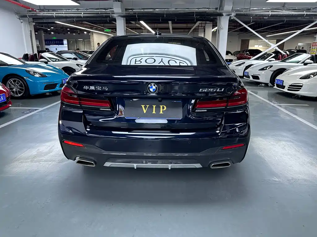 BMW BMW 5 Series 2022 Facelift II 525Li M Sport Package 2022 - thumbnail 15