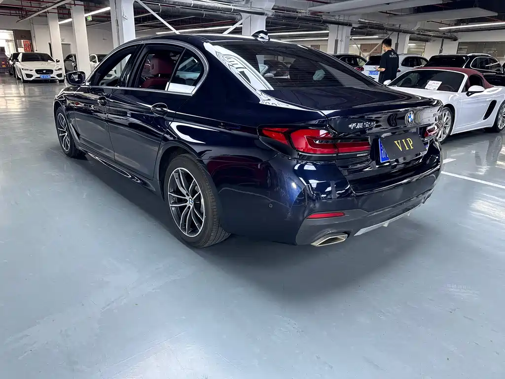 BMW BMW 5 Series 2022 Facelift II 525Li M Sport Package 2022 - thumbnail 16