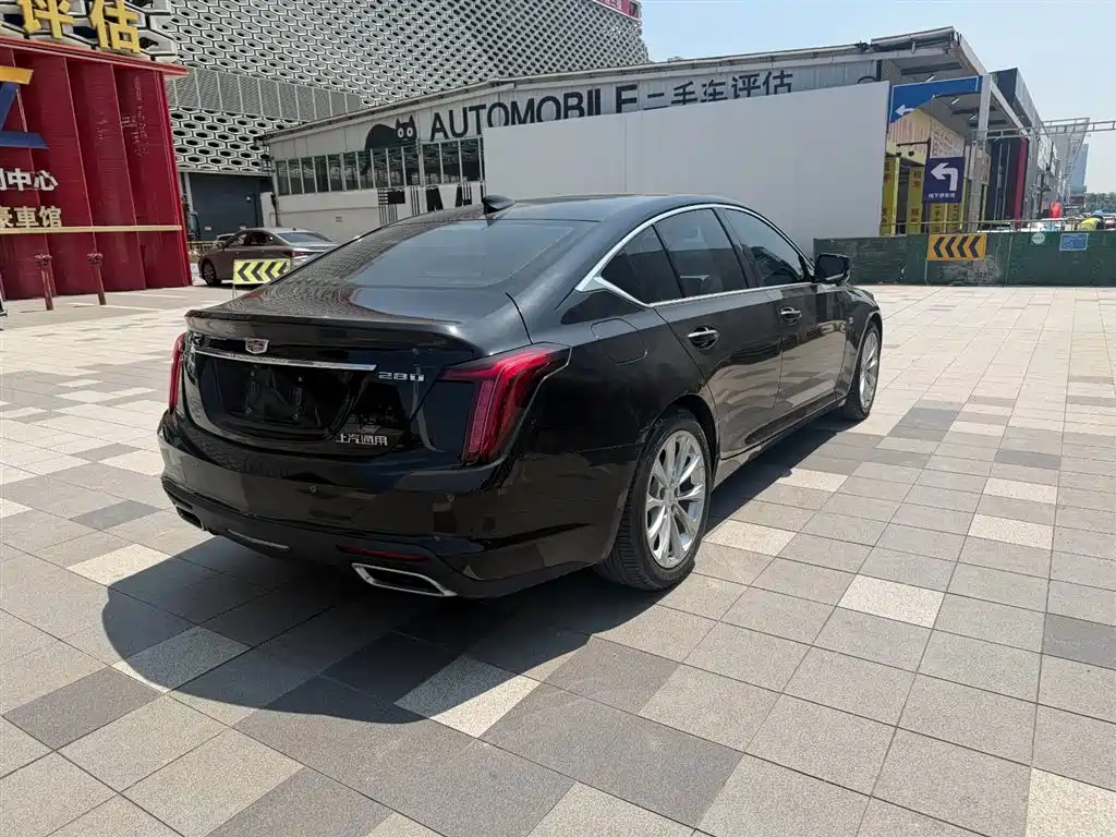 Cadillac Cadillac CT5 2020 Facelift 28T Luxury 2020 - thumbnail 8