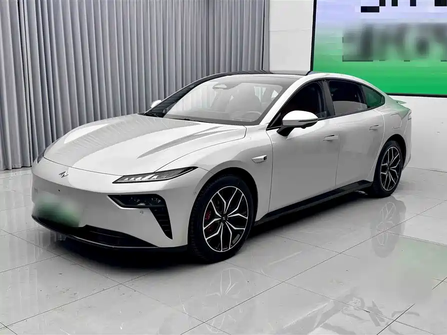 Dongfeng eπ eπ007 2025 BEV 565 AWD Max Navigation Edition 2025 - thumbnail 2