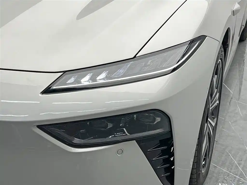 Dongfeng eπ eπ007 565 AWD Max 2025 - thumbnail 9