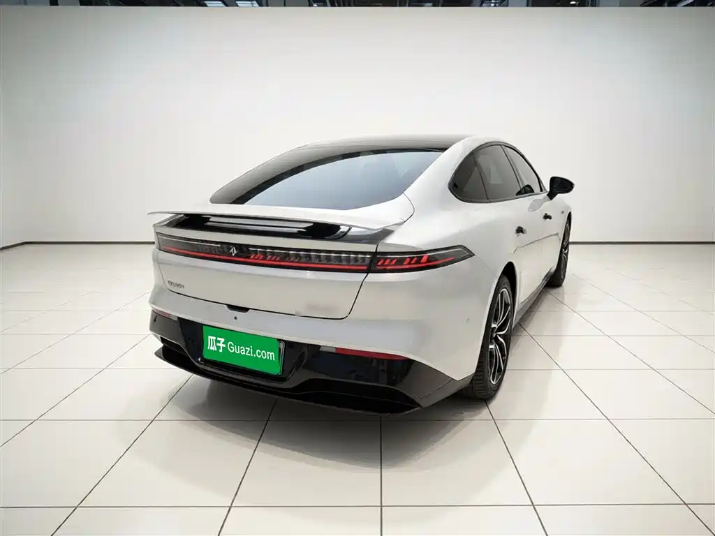Dongfeng Yipai eπ007 2025 EV AWD 565 Max Pilot Edition 2025 - thumbnail 7