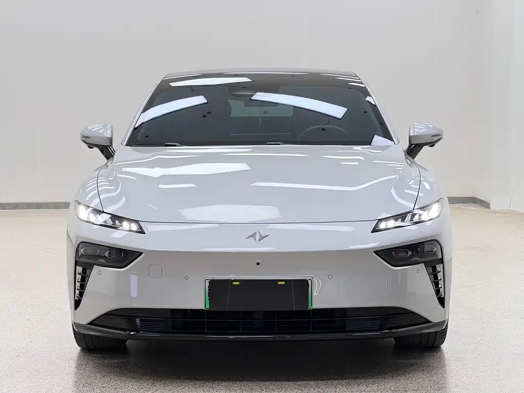 Dongfeng Yipai eπ007 2025 BEV 565 AWD Max Pilot Edition 2025 - thumbnail 2