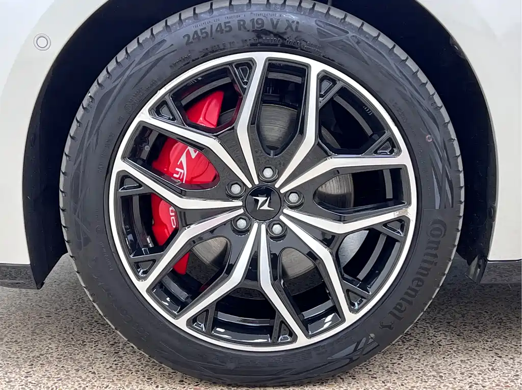 Dongfeng Yipai eπ007 2025 BEV 565 AWD Max Pilot Edition 2025 - thumbnail 12