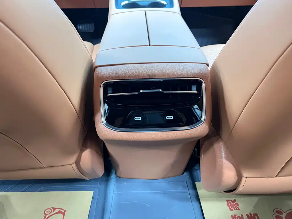 Dongfeng Yipai eπ007 2025 BEV 565 AWD Max Pilot Edition 2025 - thumbnail 21