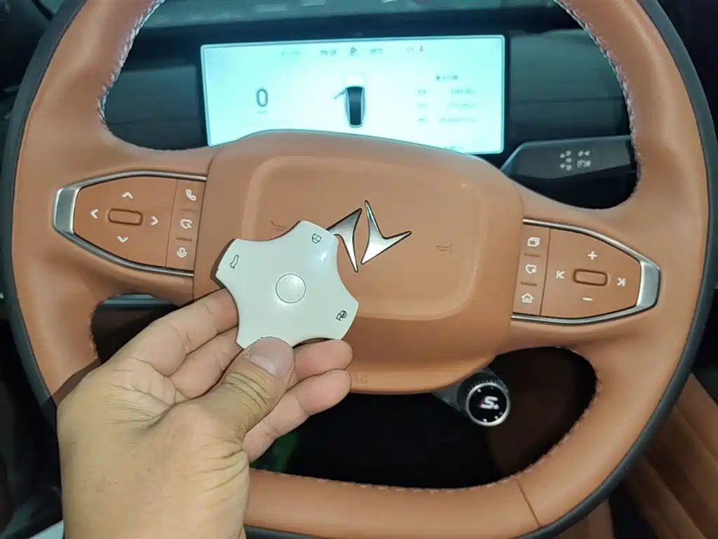 Dongfeng eπ eπ007 2025 BEV 565 AWD Max Navigation Edition 2025 - thumbnail 9